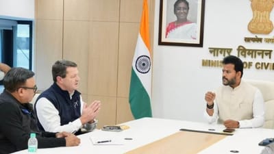 Indigo ની ફ્લાઈટ્સમાં 10 ટકાનો ઘટાડો, ઉડ્ડયન મંત્રી સાથેની બેઠકમાં CEO એ જોડવા પડ્યા હાથ