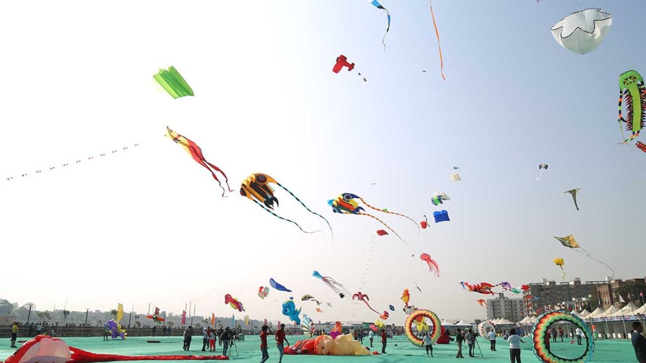   જો તમે પણ ઈન્ટરનેશનલ કાઈટ ફેસ્ટિવલમાં આવવાનો પ્લાન કરી રહ્યા છો. તો જાણી લો ક્યા શહેરમાં ક્યારે કાઈટ ફેસ્ટિવલ યોજાશે.