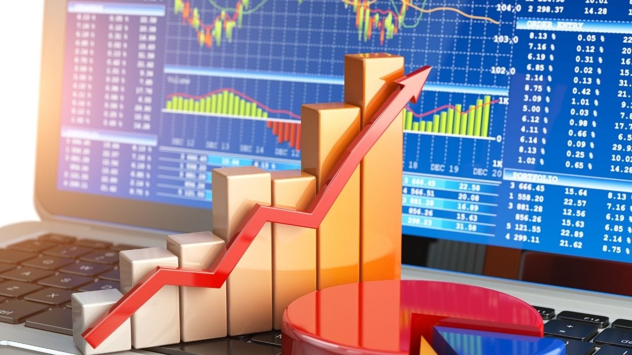 તે સિવાય Nifty Financial Services ઇન્ડેક્સનો લોટ સાઇઝ 65માંથી ઘટાડીને 60 કરવામાં આવ્યો છે. જ્યારે Nifty Midcap Select ઇન્ડેક્સમાં સૌથી મોટો બદલાવ જોવા મળ્યો છે, જ્યાં લોટ સાઇઝ 140થી ઘટાડીને 120 કરવામાં આવ્યો છે. આ નિર્ણય મધ્યમ કદની કંપનીઓમાં ટ્રેડિંગને વધુ સંતુલિત બનાવશે.