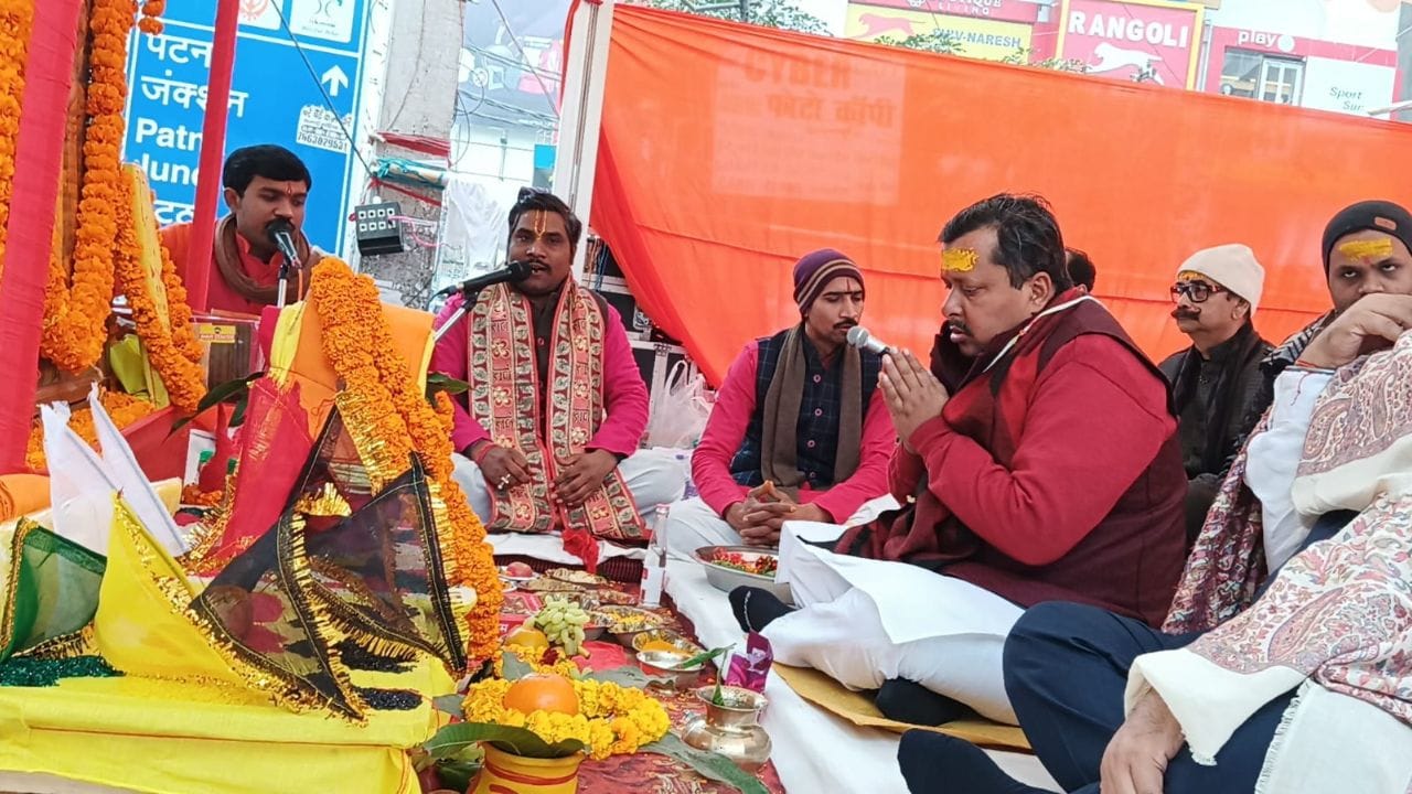  તેમણે લોકોની આકાંક્ષાઓ પૂર્ણ કરવા માટે ખંતપૂર્વક કામ કર્યું છે. તેઓ તેમના નમ્ર સ્વભાવ અને વ્યવહારિક કાર્યશૈલી માટે જાણીતા છે.