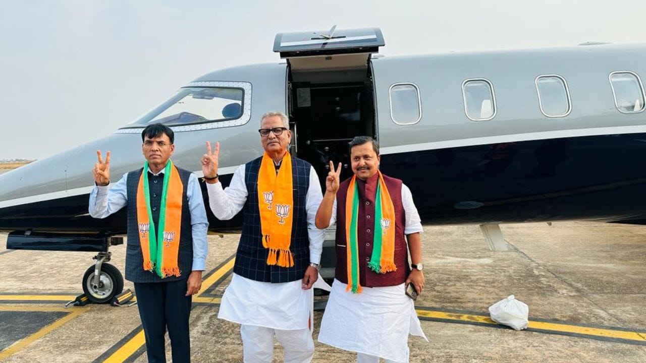 નબીનને તેમની નિમણૂક બદલ અભિનંદન આપતા, વડા પ્રધાન નરેન્દ્ર મોદીએ કહ્યું કે તેમણે એક મહેનતુ કાર્યકર તરીકે પોતાનું મૂલ્ય સાબિત કર્યું છે અને વિશ્વાસ વ્યક્ત કર્યો છે કે તેમની ઉર્જા અને સમર્પણ પાર્ટીને મજબૂત બનાવશે.