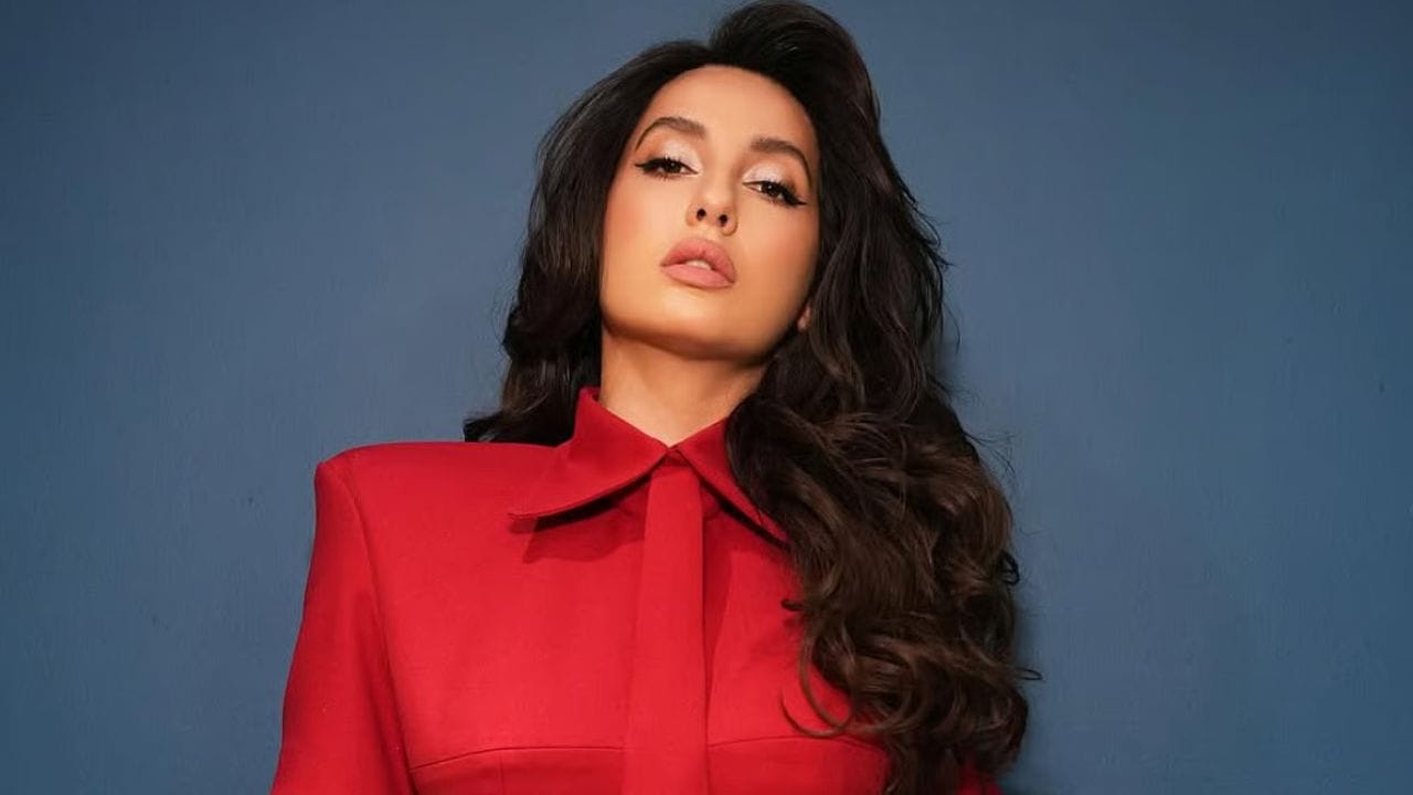 નોરા ફતેહીએ સલમાન ખાનના રિયાલિટી શો, બિગ બોસથી પોતાની કારકિર્દીની શરૂઆત કરી હતી. આજે, તેણીએ બોલિવૂડમાં પોતાને સ્થાપિત કરી છે. યુવાનોમાં નોરાની મજબૂત ચાહક ફોલોઈંગ છે. તેના કિલર ડાન્સ મૂવ્સના દરેક લોકો ફેન છે. 