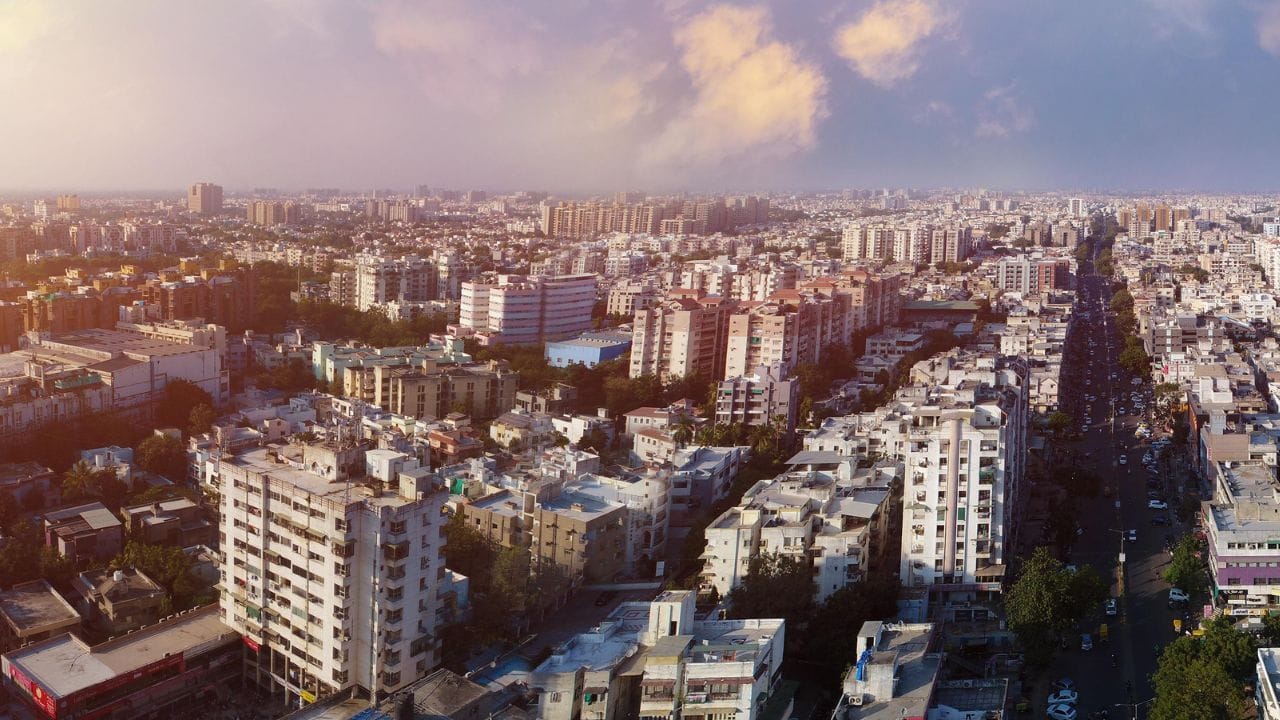 Richest Cities 2025 Mumbai Tops Hurun List, Gujarat's Gems Shine (7)
