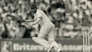 IND vs SA બીજી ODI પહેલા દિગ્ગજ ક્રિકેટરનું અવસાન, ક્રિકેટ જગત શોકમાં, મોતનું કારણ અકબંધ