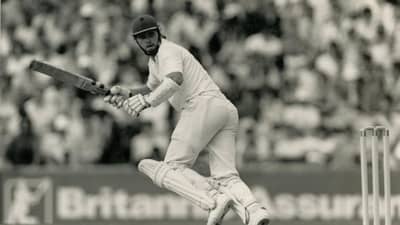 IND vs SA બીજી ODI પહેલા દિગ્ગજ ક્રિકેટરનું અવસાન, ક્રિકેટ જગત શોકમાં, મોતનું કારણ અકબંધ