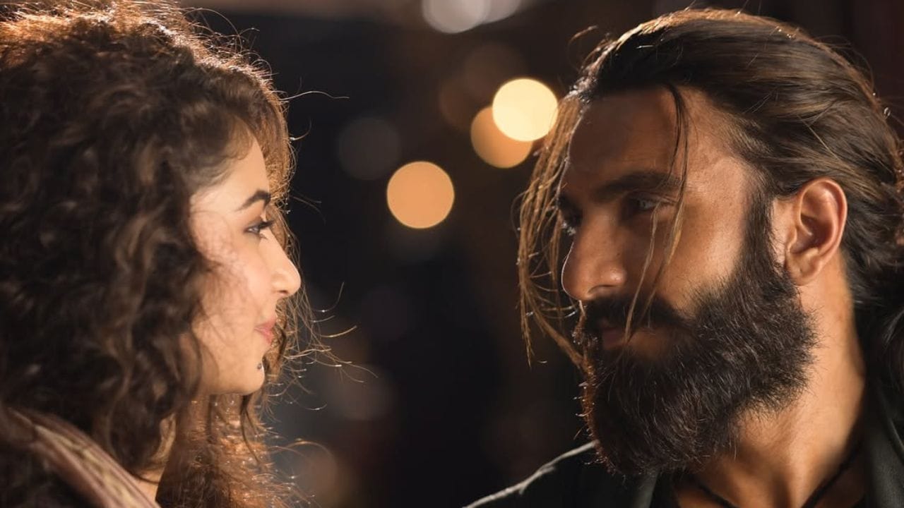  20 વર્ષીય સારાએ 18 મહિનાની ઉંમરે પોતાની કારકિર્દી શરૂ કરી હતી અને ઝડપથી દેશના સૌથી વધુ પૈસાદાર ચાઈલ્ડ સ્ટાર એક બની ગઈ. તેની કુલ સંપત્તિ આશરે  10 કરોડ હોવાનો અંદાજ છે.