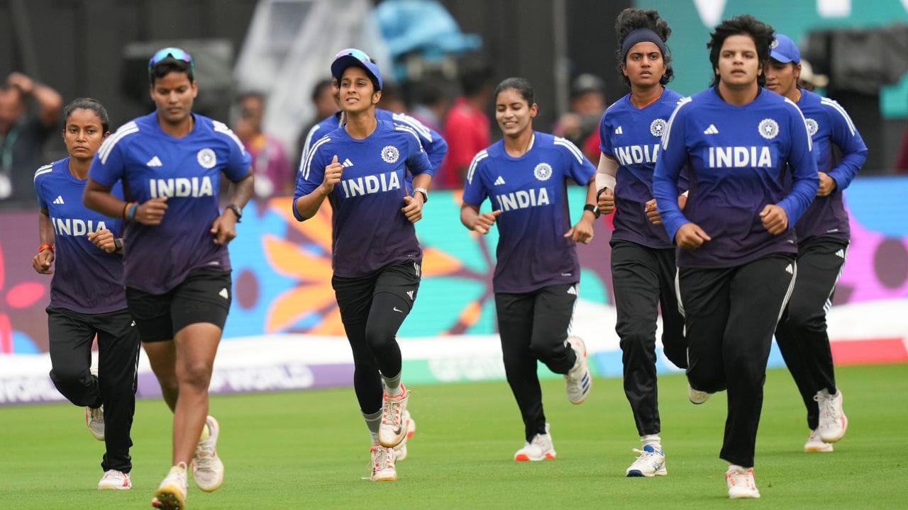 શેફાલીએ તેની કારકિર્દીમાં 92 T20 આંતરરાષ્ટ્રીય મેચ રમી છે, જેમાં 26.73 ની સરેરાશથી 2,299 રન બનાવ્યા છે. આ સમયગાળા દરમિયાન તેણે 12 અડધી સદી ફટકારી છે.