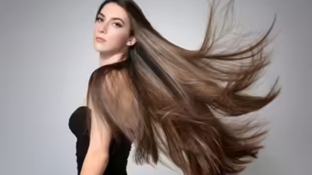 વાળને કુદરતી રીતે સૂકવવા: ધોયા પછી કન્ડિશનર ફક્ત વાળની ​​લંબાઈ પર જ લગાવવામાં આવે છે, ખોપરી ઉપરની ચામડી પર નહીં. પછી વાળ ધોવામાં આવે છે. જાપાની લોકો ભાગ્યે જ વાળ સૂકવવા માટે બ્લો ડ્રાયરનો ઉપયોગ કરે છે. તેઓ માને છે કે વાળને કુદરતી રીતે સૂકવવાથી વાળના સ્વાસ્થ્ય માટે સારું છે.
