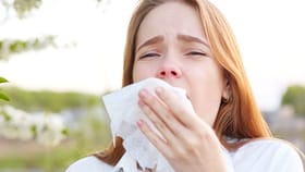 છીંક કેમ આવે છે? મોટાભાગના લોકો નથી જાણતા તેનું વૈજ્ઞાનિક કારણ