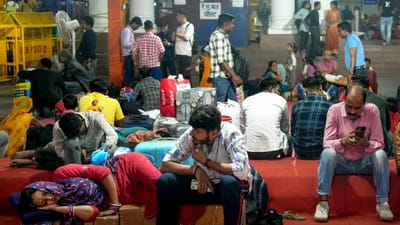 વ્યક્તિની દિનચર્યા લગભગ સમાન હોય છે. વિદ્યાર્થીઓ સવારે ઉઠીને શાળાએ જાય છે, કામ કરતા લોકો તેમના કામ પર જાય છે અને જે મહિલાઓ ઘરે રહે છે તેઓ ઘરકામ કરે છે. આ સમય દરમિયાન, દરરોજ ઘણી બધી બાબતો આપણી નજર સમક્ષ આવે છે પરંતુ તે સામાન્ય હોવાને કારણે તેના સંબંધિત પ્રશ્નો આપણા મનમાં ઉદ્ભવતા નથી.