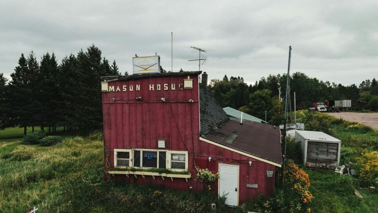 અમેરિકામાં પણ, સુરક્ષા ડિપોઝિટ અને પહેલા મહિનાનું ભાડું અગાઉથી ચૂકવવું આવશ્યક છે.