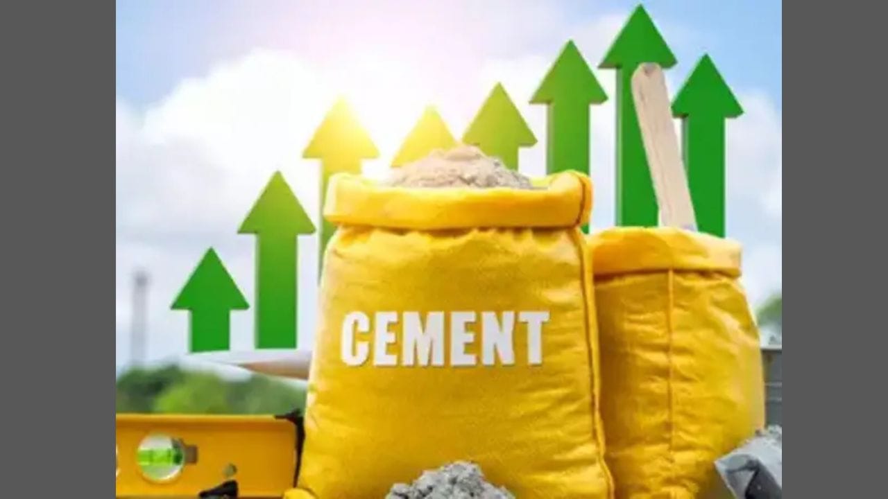 BSE પર અંબુજા સિમેન્ટના શેર ₹561.25 પર ખુલ્યા હતા. દિવસ દરમિયાન, કંપનીના શેરનો ભાવ 4 ટકાથી વધુ વધીને BSE પર ₹563.25 ની ઊંચી સપાટીએ પહોંચ્યો હતો. કંપનીનું માર્કેટ કેપ ₹1.36 લાખ કરોડ છે.