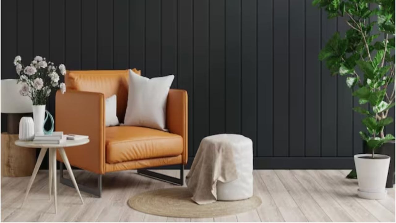 પરંપરાગત રીતે, કાળા રંગને શુભ પ્રવૃત્તિઓમાં સામેલ કરવામાં આવતો નથી. લોકો માને છે કે આ રંગ ઉર્જાને ધીમો પાડે છે અને વાતાવરણને ગંભીર બનાવે છે. આ જ કારણ છે કે કોઈપણ ધાર્મિક સમારોહમાં કાળા રંગનો ઉપયોગ કરતા પહેલા કાળજીપૂર્વક વિચાર કરવામાં આવે છે.