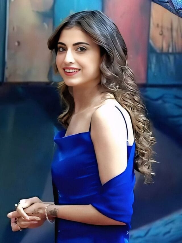 BB 19ની રનરઅપ ફરહાના ભટ્ટની ફેશન છે કમાલ, જુઓ તેના સુંદર લુક્સ