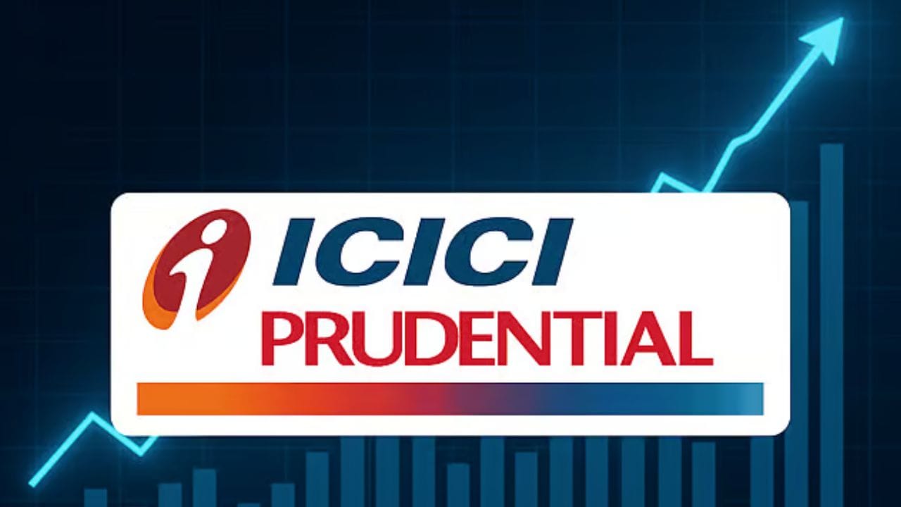 આ IPO ને રોકાણકારોનો મજબૂત ટેકો મળ્યો. ICICI પ્રુડેન્શિયલ AMC ને સંસ્થાકીય રોકાણકારો તરફથી મજબૂત પ્રતિસાદ મળ્યો, જે ભારતની સૌથી મોટી એસેટ મેનેજમેન્ટ કંપનીમાં વિશ્વાસ દર્શાવે છે. IPO ને એકંદરે 39.17 ગણો સબસ્ક્રાઇબ કરવામાં આવ્યો હતો. ક્વોલિફાઇડ ઇન્સ્ટિટ્યૂશનલ બાયર્સ (QIBs) એ નોંધપાત્ર યોગદાન આપ્યું હતું, તેમના હિસ્સામાં લગભગ 124 ગણો સબસ્ક્રાઇબ કર્યો હતો. નોન-ઇન્સ્ટિટ્યૂશનલ ઇન્વેસ્ટર્સ (NIIs) એ 22 ગણો સબસ્ક્રાઇબ કર્યો હતો, જ્યારે રિટેલ રોકાણકારોએ તેમના ક્વોટામાં 2.53 ગણો સબસ્ક્રાઇબ કર્યો હતો. ICICI બેંકના શેરધારકો માટે અનામત શ્રેણીમાં લગભગ 10 ગણો સબસ્ક્રાઇબ કરવામાં આવ્યો હતો.
