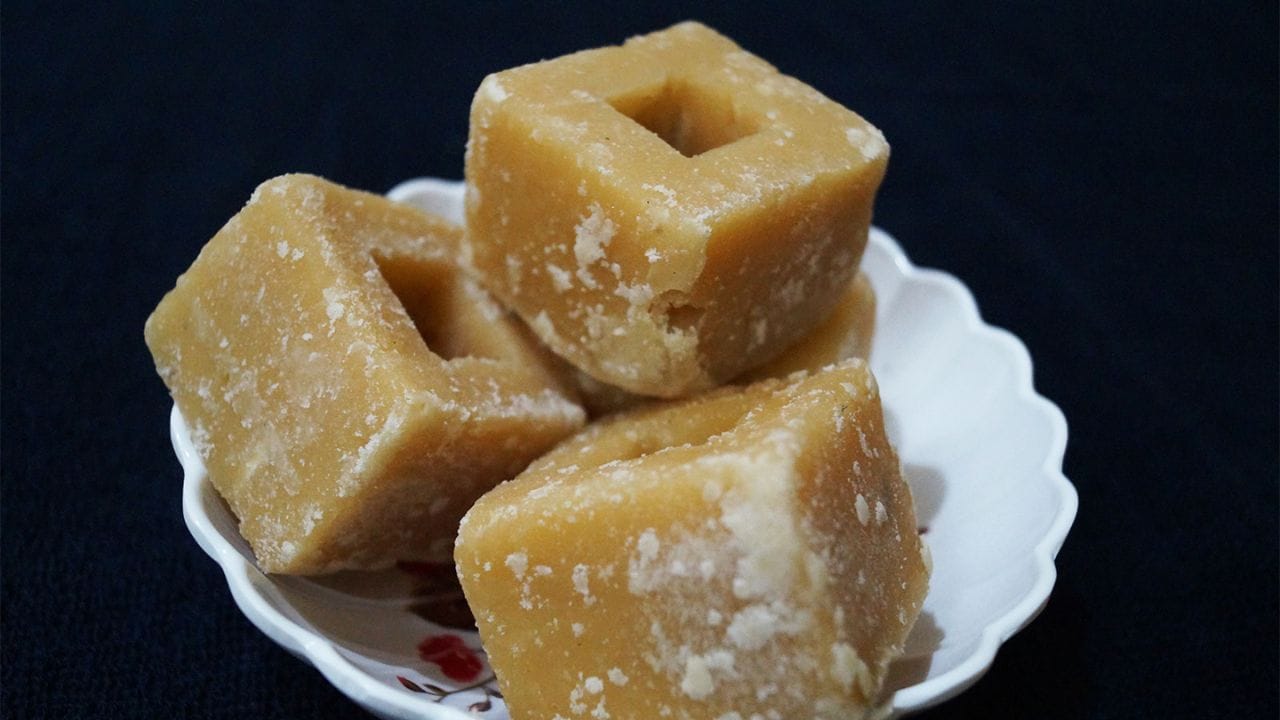 jaggery health benefits