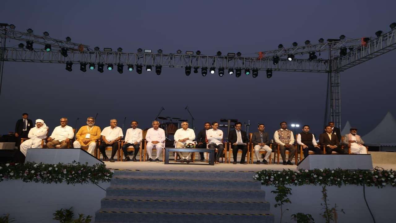 kutchh ran utsav 4_4_11zon