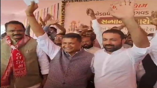 ખોડલધામથી ભાજપનો રાજકીય સંદેશ ! 2027ની ચૂંટણીની તૈયારી ! જુઓ Video