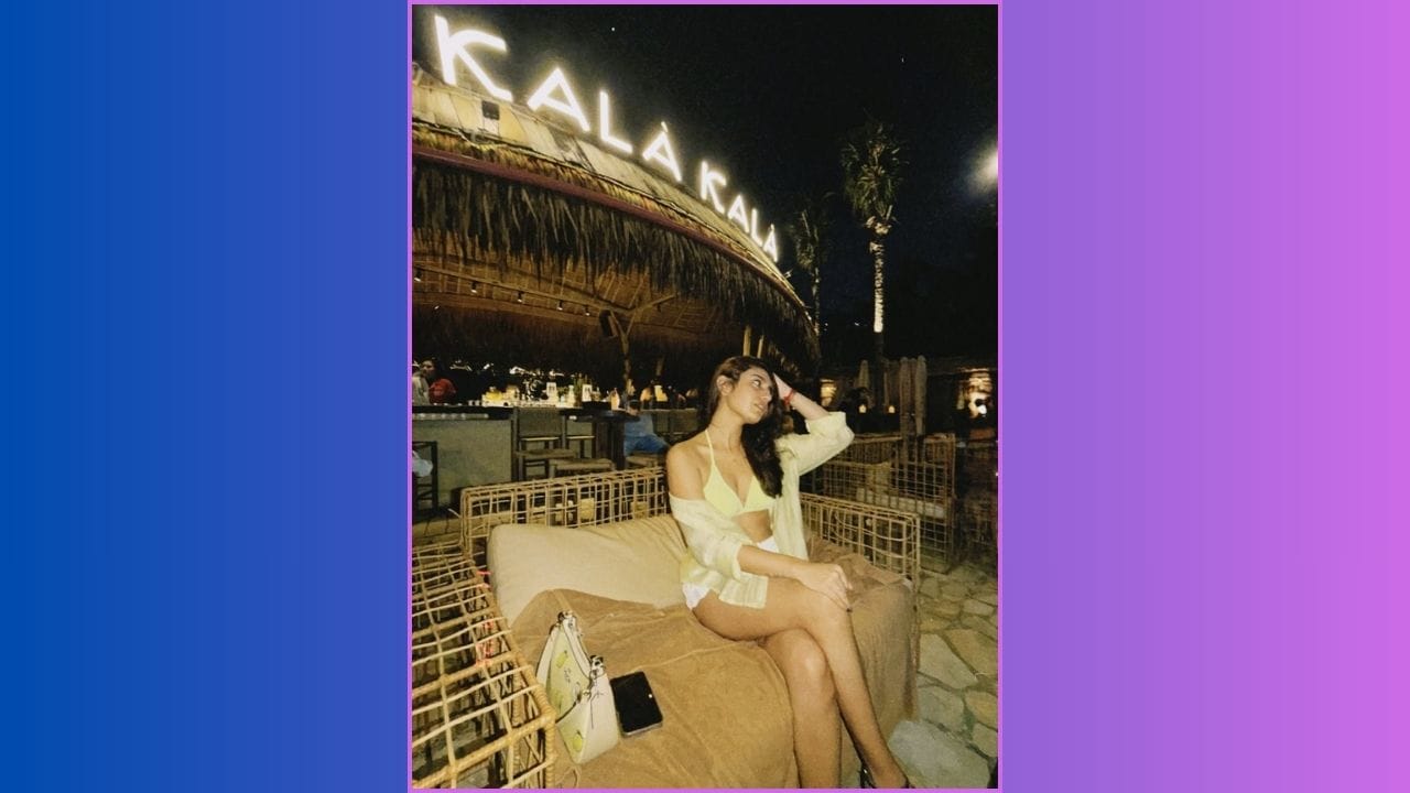 સોશિયલ મીડિયા પર પ્રિયાની ફેન ફોલોઈંગ ખૂબ જ જોરદાર છે. પ્રિયાએ હાલમાં બીચ વેકેશન દરમિયાન પોતાનો સિઝલિંગ અવતાર બતાવ્યો હતો. બિકીની અને શોર્ટ્સમાં પ્રિયાનો કિલર લુક જોવા જેવો છે.