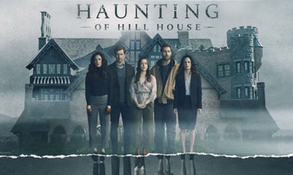  Stranger Things (2016–2024)  Stranger Things સાયન્સ ફિક્શન અને હોરરનું અનોખું મિશ્રણ છે. એક નાનકડા શહેરમાં અચાનક ગાયબ થતા બાળક બાદ શરૂ થતી સ્ટોરી ‘Upside Down’ નામની ડાર્ક દુનિયા સુધી પહોંચે છે. ભયાનક મોન્સ્ટર્સ, સરકારી સિક્રેટ એક્સપેરીમેન્ટ્સ અને બાળકોની મિત્રતા આ સિરીઝને દરેક ઉંમરના દર્શકો માટે આકર્ષક બનાવે છે. હોરર સાથે નોસ્ટાલ્જિયા અને ઇમોશન તેના સૌથી મોટું પ્લસ પોઇન્ટ્સ છે. આ સિરીઝ એકપણ ઓટીટી પ્લેટફોર્મ આપને જોવી હશે તો પણ નહીં મળે માત્ર Netflix પર આપ તેને પેઈડમાં જોઈ શકશો. 