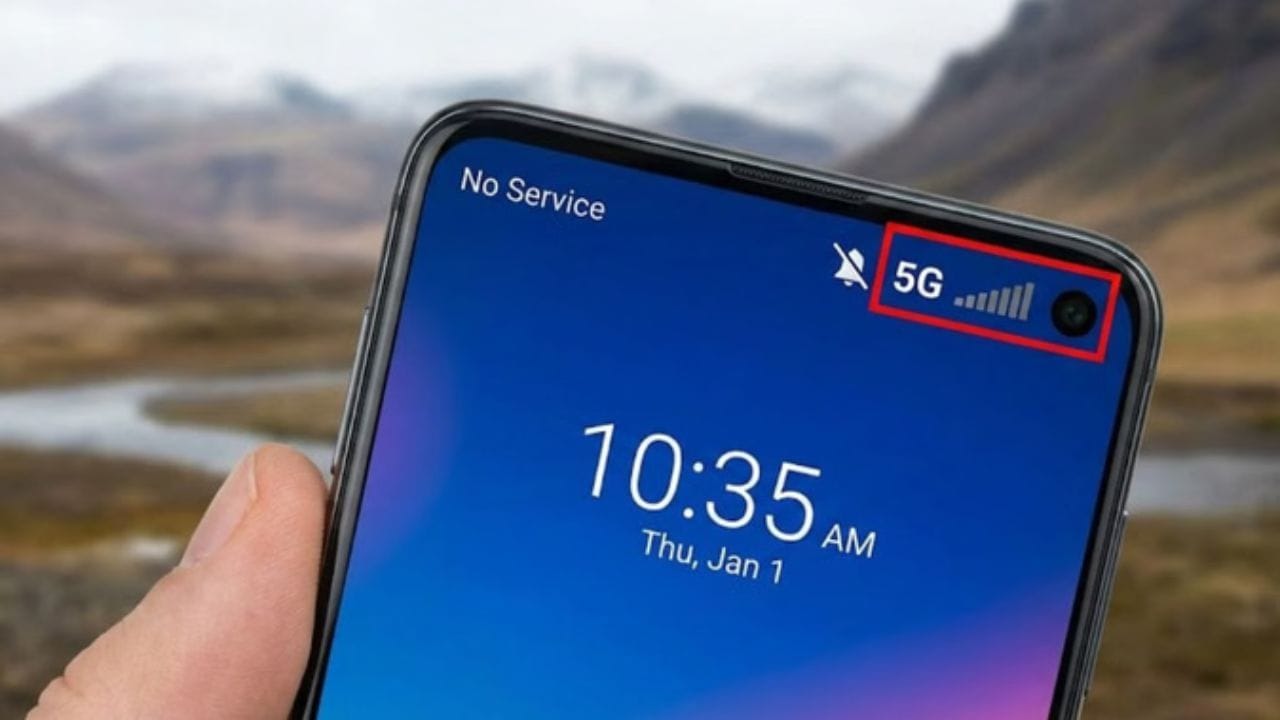 ભલે આપણે 2026માં પ્રવેશ કરી લીધો હોય અને ટેકનોલોજી આકાશને આંબી રહી હોય, છતાં નબળા મોબાઇલ સિગ્નલ હજુ પણ આપણને પ્રાચીન સમયની યાદ અપાવે છે. ક્યારેક કોલ વચ્ચે કોલ ડ્રોપ થઈ જાય છે, અને ક્યારેક મહત્વપૂર્ણ ઇમેઇલ મોકલતી વખતે ઇન્ટરનેટ નિષ્ફળ જાય છે. 