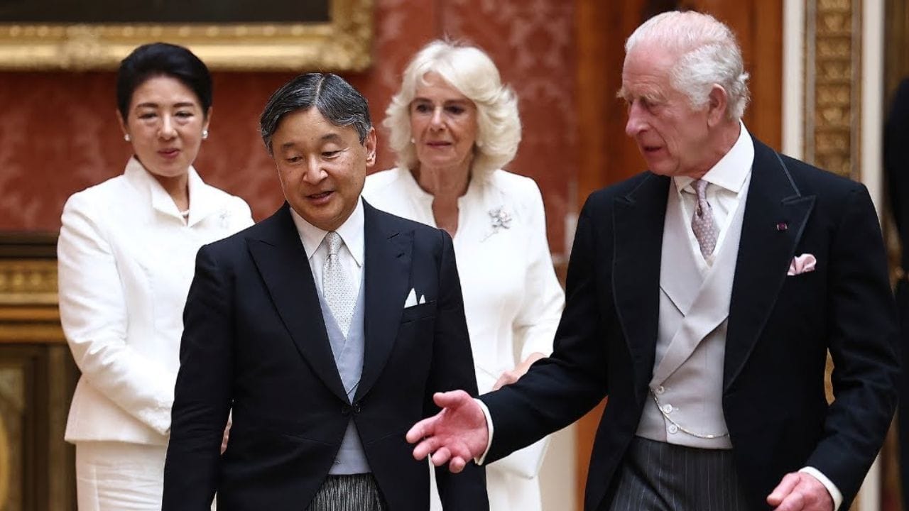 બંધારણીય રાજાશાહીઓમાં રાજા અથવા સુલતાન એક નામમાત્રના શાસક હોય છે, જ્યારે વાસ્તવિક સત્તા ચૂંટણી દ્વારા નિમિત થયેલી સરકારના હાથે હોય છે.