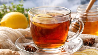 શું શિયાળામાં વધુ પડતી ચા પીવાથી તમને ગરમી મળે કે ડિહાઇડ્રેટેડ?