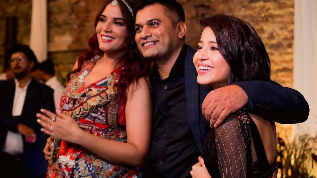 અલીનો જન્મ 15 ઓક્ટોબર 1986ના રોજ દિલ્હીની સર ગંગારામ હોસ્પિટલમાં થયો હતો અને તેમનો ઉછેર ઉત્તર પ્રદેશના લખનૌમાં થયો હતો. ફઝલ મુંબઈ ગયા અને સેન્ટ ઝેવિયર્સ કોલેજમાંથી અર્થશાસ્ત્રમાં સ્નાતક થયા છે.