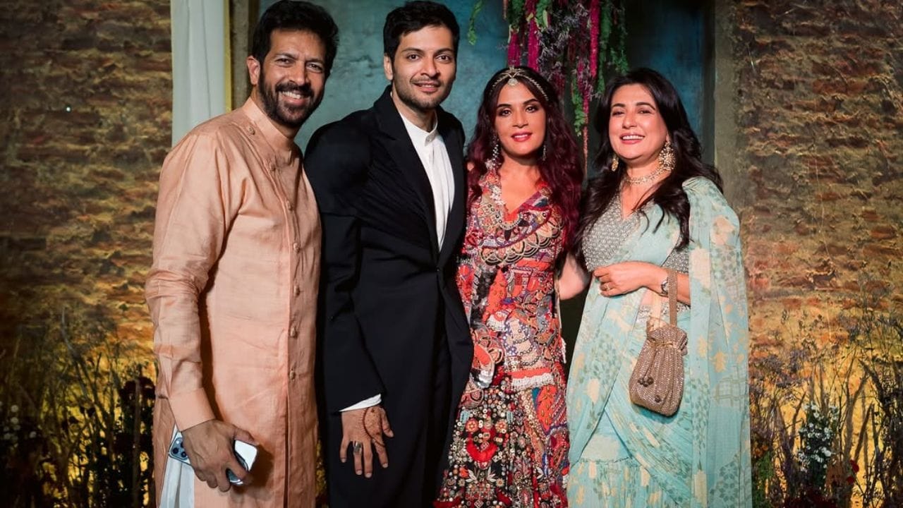 મિર્ઝાપુરમાં અલી ફઝલે ગુડ્ડુ પંડિત, જેને પ્રેમથી ગુડ્ડુ ભૈયા તરીકે ઓળખવામાં આવે છે, તેનું પાત્ર ભજવ્યું હતું. આ ભૂમિકા દ્વારા અલીએ લોકોના દિલ જીતી લીધા છે. 