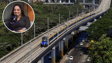 કોર્પોરેટ નોકરી છોડી મેટ્રો ટ્રેન માટે અનાઉન્સર બની અની , જુઓ Video