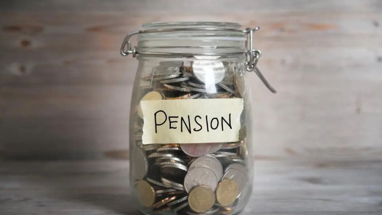 સબ્સ્ક્રાઇબર્સ કયા લાભો મેળવશે?: જે લોકો પહેલાથી જ નોંધાયેલા છે તેમના માટે, આ યોજના અવિરત ચાલુ રહેશે. ગેપ ફંડિંગ શરૂ કરવાના સરકારના નિર્ણયથી યોજનાની વિશ્વસનીયતામાં વધુ વધારો થયો છે. નવા યુવાનો (18-40 વર્ષ) હવે આગામી પાંચ વર્ષ માટે સરળતાથી નોંધણી કરાવી શકશે.