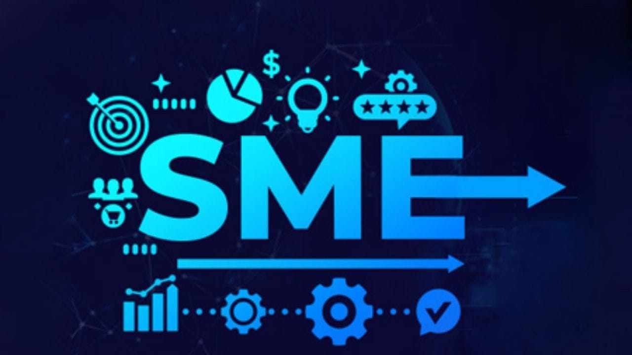 NFP સંપૂર્ણ ફૂડ્સનો પ્રારંભિક જાહેર ભરણું (IPO) 4 ફેબ્રુઆરીએ ખુલશે અને 6 ફેબ્રુઆરીએ બંધ થશે. કંપની શેરના નવા ઇશ્યૂ દ્વારા આશરે ₹24.53 કરોડ એકત્ર કરવાની યોજના ધરાવે છે. આ IPOમાં ઓફર-ફોર-સેલનો કોઈ ભાગ નથી. ઇશ્યૂમાંથી મળનારી રકમનો ઉપયોગ કાર્યકારી મૂડીની જરૂરિયાતો, લોનની ચુકવણી અને સામાન્ય કોર્પોરેટ હેતુઓ માટે કરવામાં આવશે. NFP સંપૂર્ણ ફૂડ્સ ફૂડ પ્રોસેસિંગ અને ટ્રેડિંગ ક્ષેત્રમાં કાર્યરત છે અને કાજુ, બદામ, મખાણા તથા અખરોટ જેવા સૂકા ફળોના ખરીદ-વેચાણ, પ્રોસેસિંગ, પેકેજિંગ અને વિતરણમાં સંકળાયેલી છે.