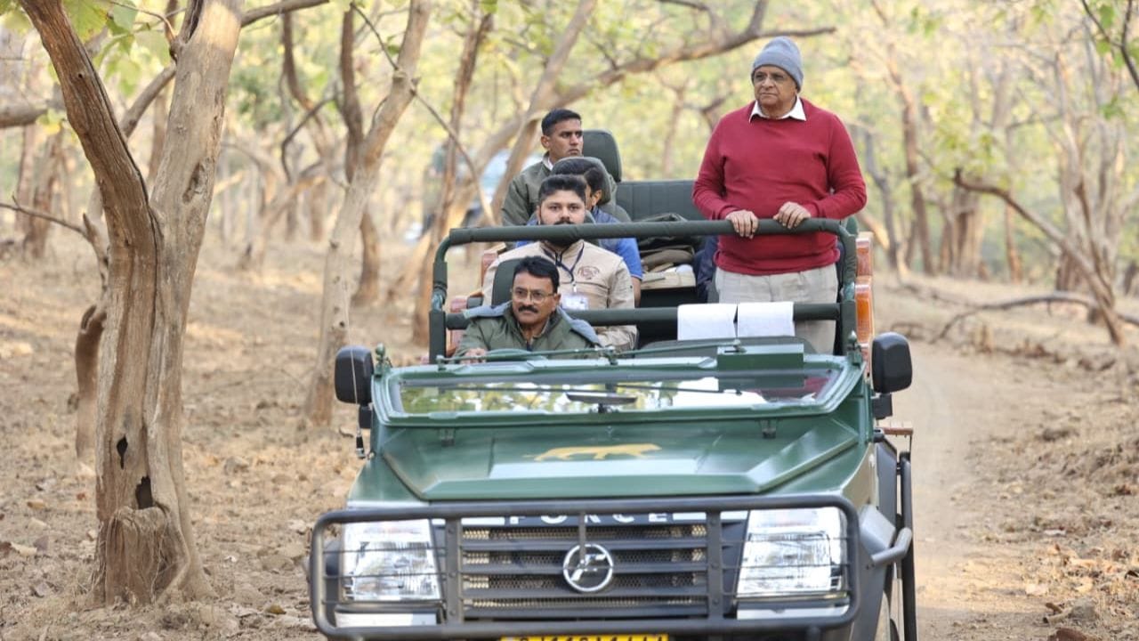 CMની આ યાત્રાના અદભૂત ફોટો સામે આવ્યા છે. જેમાં તેમનો એક આગવો જ અંદાજ જોવા મળી રહ્યો છે.