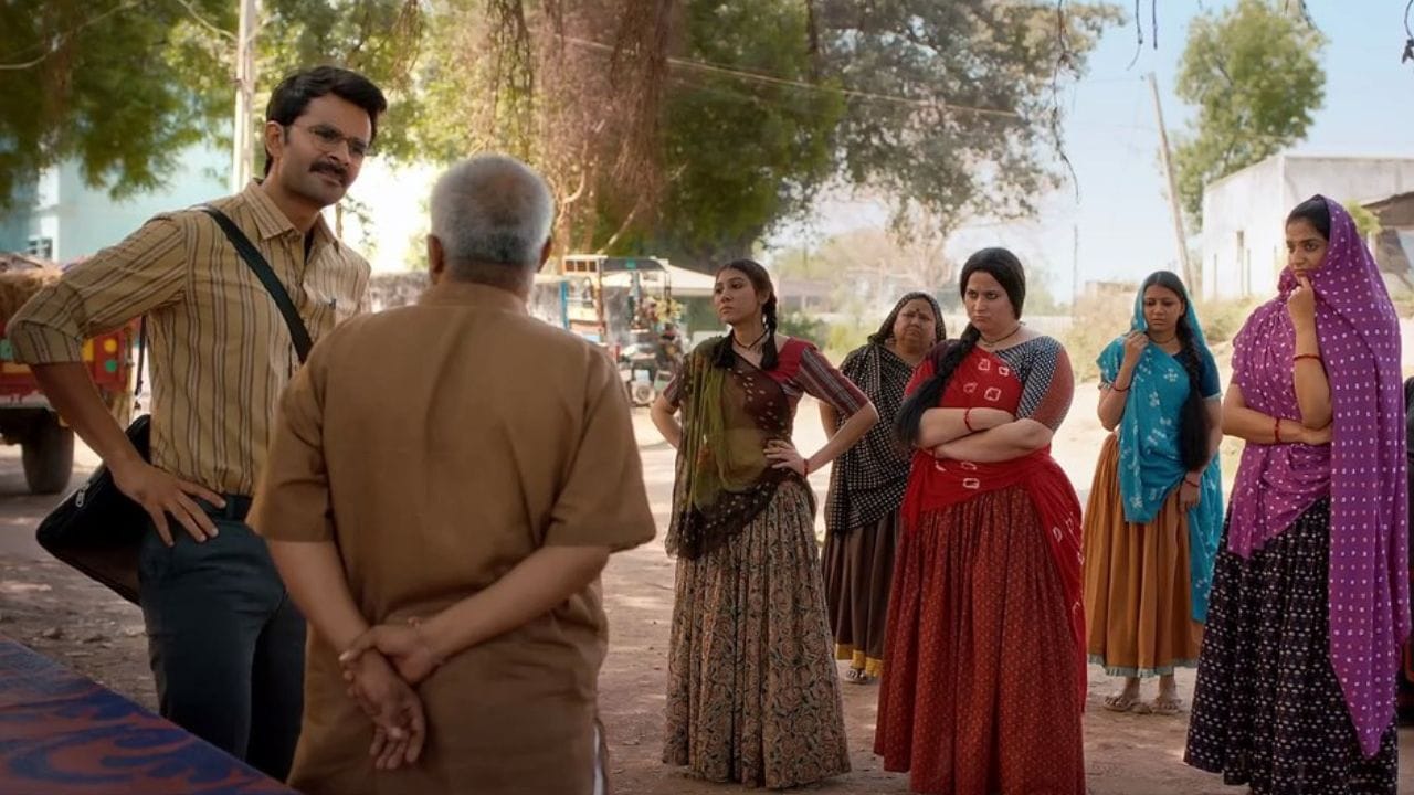 જ્યારે યશ સોનીને તેમના પાત્ર ભજવવાના અનુભવ વિશે સવાલ કરવામાં આવ્યો ત્યારે તેમણે જણાવ્યું કે, દરેક કલાકાર કંઈક નવું કરવાનો પ્રયત્ન કરતો હોય છે. ‘ચણિયાચોળી’ એ મારા માટે એક નવો અને એક્સાઇટિંગ પ્રોજેક્ટ હતો કારણ કે તેનું પાત્ર અગાઉના પાત્રો કરતા સાવ અલગ છે. આ ફિલ્મના શૂટિંગ દરમિયાન અમે આણંદ પાસેના સુણાવ ગામમાં રહ્યા હતા. ત્યાંના લોકો ખૂબ જ પ્રેમાળ હતા. ઘણીવાર શૂટિંગમાં તેમને તકલીફ પડતી હોવા છતાં તેઓ અમને ખૂબ સપોર્ટ કરતા હતા.