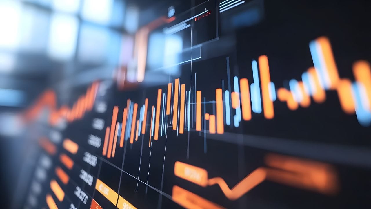 ગેપ અપ ઓપન પછી ચાર્ટ પર રચાયેલ કેન્ડલસ્ટિક પેટર્ન સૂચવે છે કે પ્રારંભિક તેજી પછી થોડો નફો લેવાનું થયું છે. જો આગામી કલાક દરમિયાન કેન્ડલસ્ટિક VWAP થી ઉપર રહે છે, તો તે બજારની મજબૂતાઈ દર્શાવે છે. જો કે, જો કેન્ડલસ્ટિક VWAP થી નીચે ઘટવાનું ચાલુ રાખે છે, તો ટૂંકા ગાળામાં બજારમાં વધુ દબાણ જોવા મળી શકે છે.