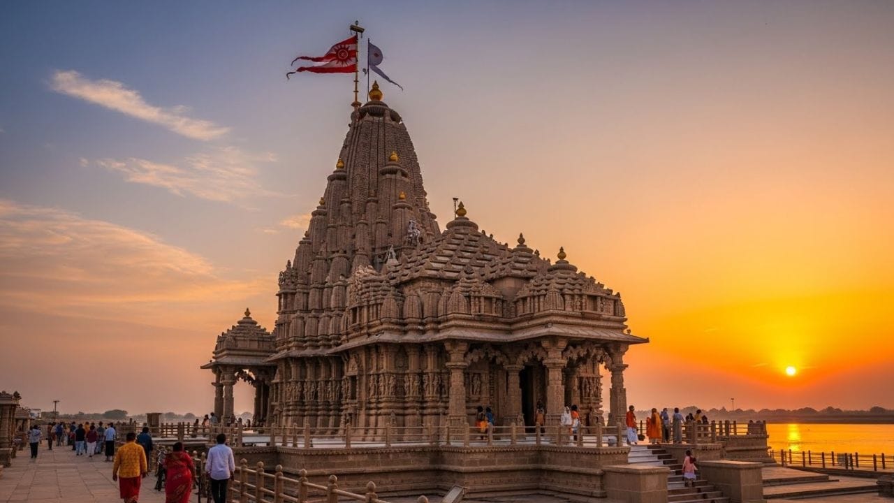 ભગવાન કૃષ્ણના શહેર તરીકે પ્રખ્યાત, દ્વારકા ભગવાન રામની દિવ્ય યાત્રાના નિશાનો પણ પ્રતિબિંબિત કરે છે તેવું માનવામાં આવે છે. ઘરનો આ ખ્યાલ જન્મ અને મૃત્યુથી પરે માનવામાં આવે છે. દ્વારકાને ખૂબ જ પવિત્ર સ્થળ માનવામાં આવે છે, જે ભક્તિ અને દિવ્ય વારસાનું પ્રતીક છે.