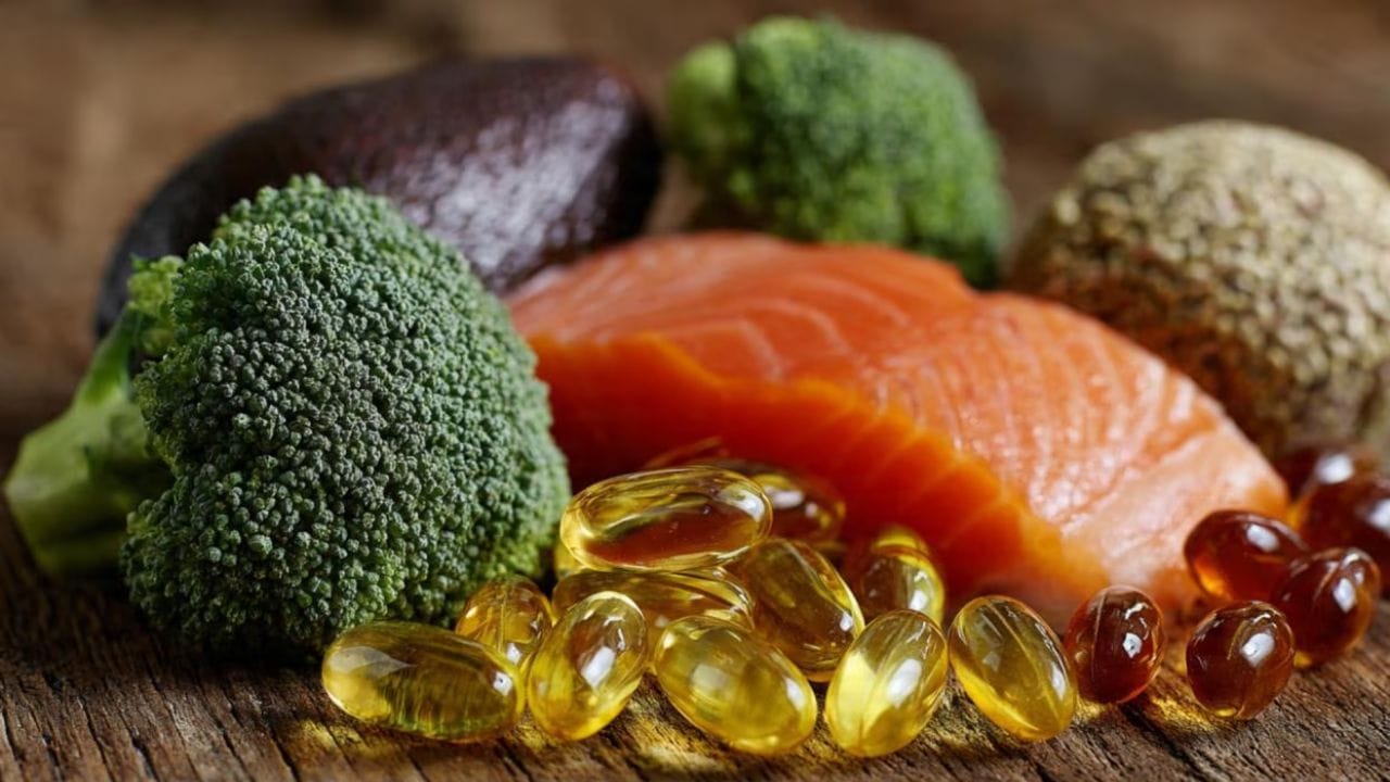 આ સમય દરમિયાન વિટામિનની ઉણપને દૂર કરવી ખૂબ જ મહત્વપૂર્ણ છે. આ કરવા માટે, તમારા આહારમાં ફળો, શાકભાજી, આખા અનાજ, ફીશ, ચીકન, કઠોળ અને કઠોળનો સમાવેશ કરો. આ ખોરાક મેગ્નેશિયમ, વિટામિન B12 અને વિટામિન D ની ઉણપને દૂર કરવામાં મદદ કરે છે.