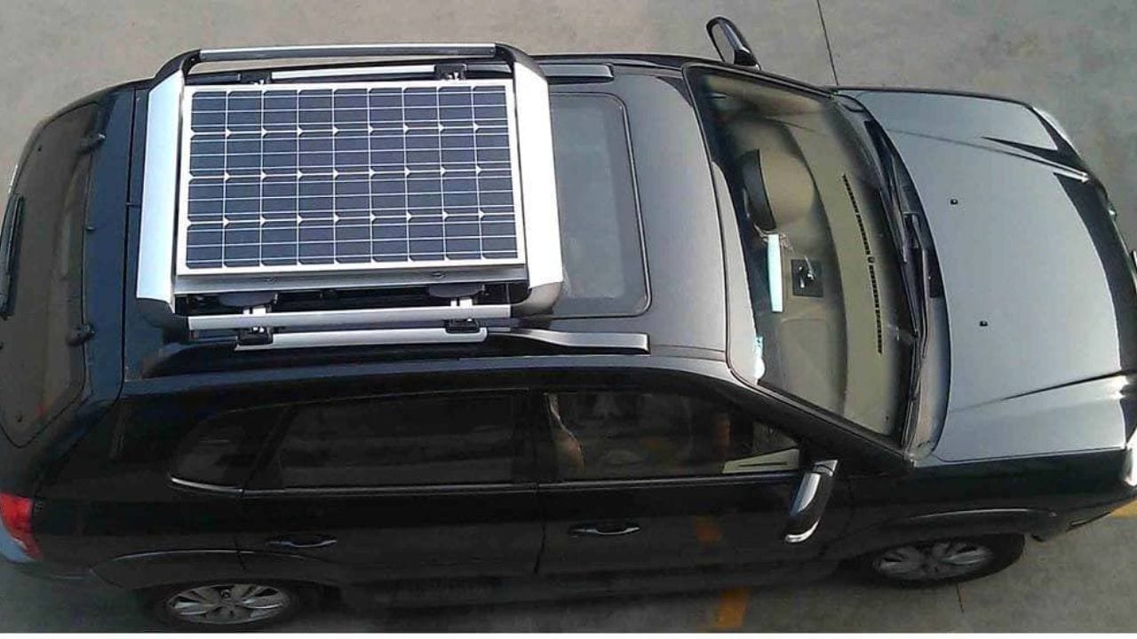 આ પેનલ EV વાહનો, કારવાં, ઈ-રિક્ષા, બોટ અને દરિયાઈ ક્ષેત્ર માટે અત્યંત ઉપયોગી બની શકે છે. સાથે સાથે કેમ્પિંગ, હાઇકિંગ અને પોર્ટેબલ ચાર્જિંગ જેવી આઉટડોર પ્રવૃત્તિઓ માટે પણ આ એક શ્રેષ્ઠ વિકલ્પ છે. મેટ્રો સ્ટેશનની દિવાલો, પેટ્રોલ પંપ કેનોપી, રેલ્વે ઇન્ફ્રાસ્ટ્રક્ચર અને શહેરોમાં આવેલી ઓછી ભારવાળી છતો પર પણ આ પેનલ સરળતાથી ઇન્સ્ટોલ કરી શકાય છે. ઓફ-ગ્રીડ વિસ્તારો, ફાર્મહાઉસ અને દૂરદરાજના વિસ્તારોમાં સૌર ઊર્જાને વધુ સુલભ બનાવવામાં આ પેનલ મહત્વપૂર્ણ ભૂમિકા ભજવી શકે છે.