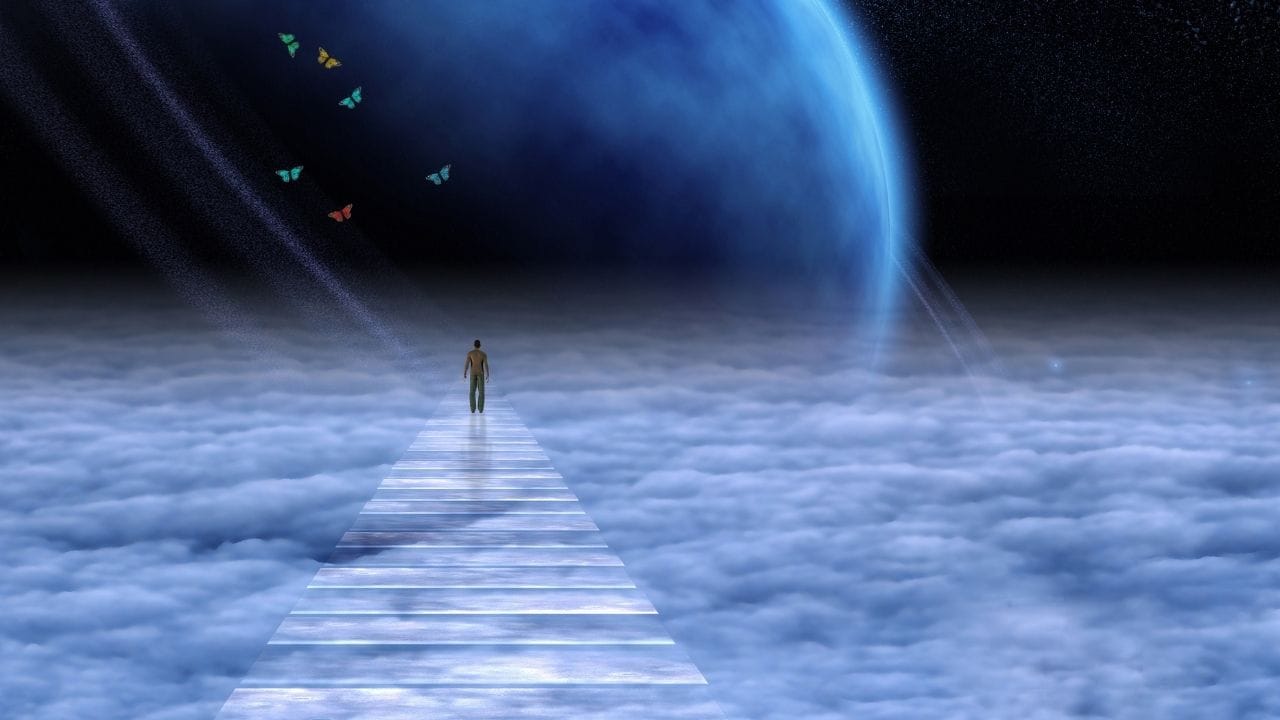 યમલોક તરફ જતી યાત્રા માત્ર રસ્તામાં જ પૂરી થતી નથી, પરંતુ યમલોક પહોંચ્યા પછી પણ આત્માને તેના કર્મો અનુસાર પ્રવેશ મળે છે. ગરુડ પુરાણમાં યમલોકના ચાર મુખ્ય દ્વારનો ઉલ્લેખ કરવામાં આવ્યો છે. આ દ્વારો દ્વારા આત્માઓ તેમના કર્મો અનુસાર યમલોકમાં પ્રવેશ કરે છે. ચાલો જાણીએ આ ચાર દ્વારો વિશે વિગતવાર માહિતી.