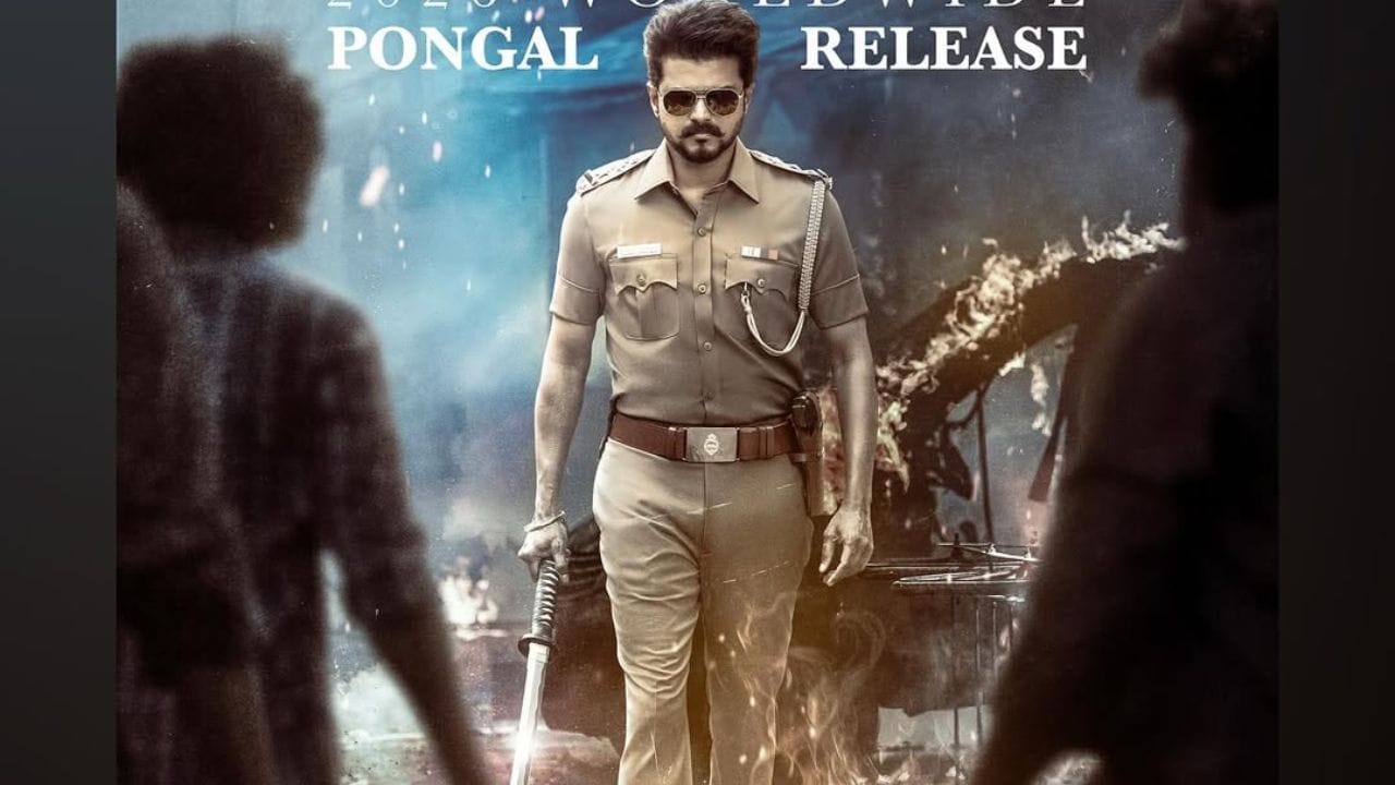 ફિલ્મ જન નાયગન માટે વિજય થલાપતિને સૌથી વધારે પૈસા મળ્યા છે. રિપોર્ટ મુજબ સાઉથના સુપરસ્ટારે આ ફિલ્મ માટે 220 કરોડ રુપિયાનો ચાર્જ લીધો છે. આ સાથે તે ભારતીય ફિલ્મ ઈન્ડસ્ટ્રીમાં વધુ ચાર્જ લેનારો અભિનેતા બની ચૂક્યો છે. તેની ફીને લઈ કોઈ ઓફિશિયલ જાહેરાત થઈ નથી.