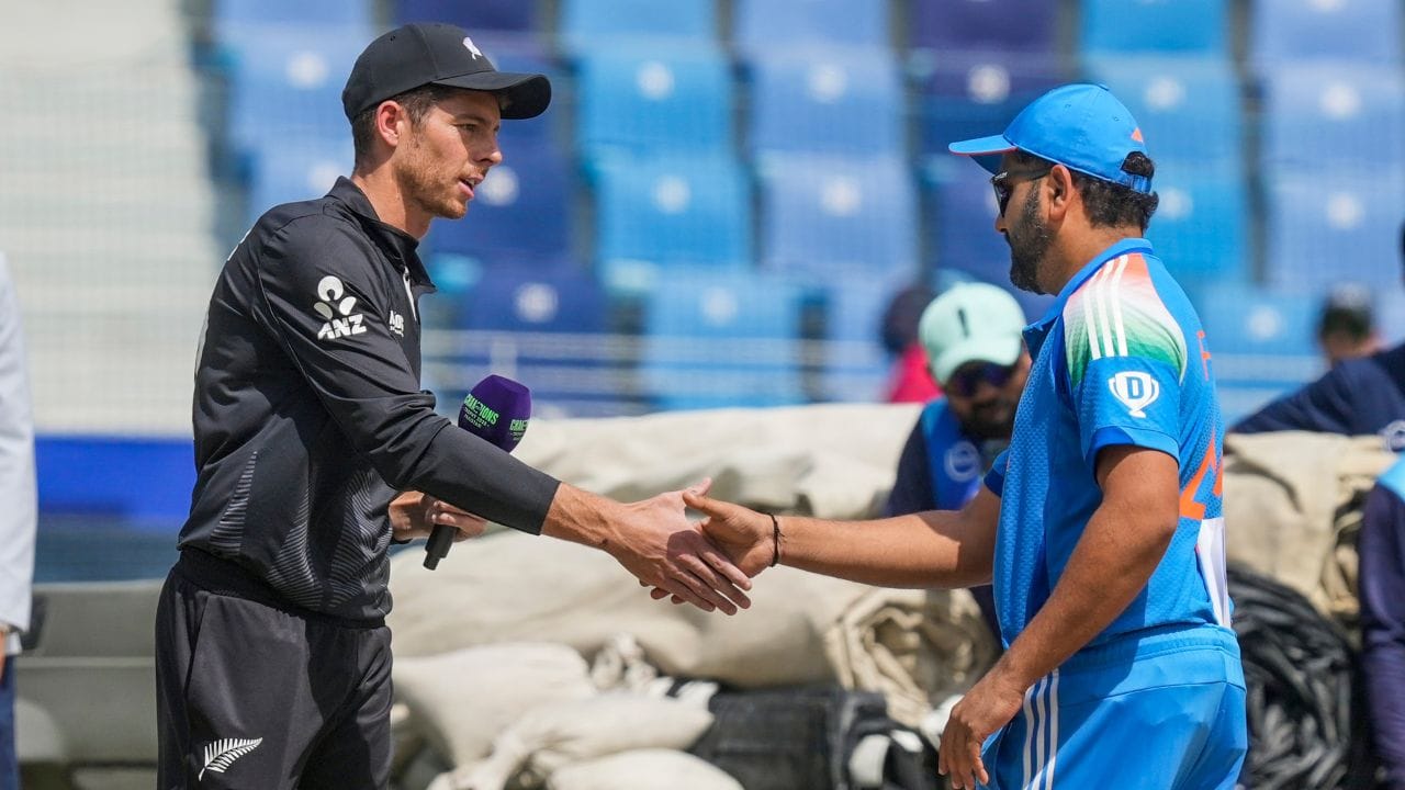 તેણે 2025ની આઈસીસી ચેમ્પિયન્સ ટ્રોફીમાં ન્યુઝીલેન્ડ ટીમનું નેતૃત્વ કર્યું હતું, જ્યાં તેઓ ભારત સામેની રોમાંચક ફાઇનલ મુકાબલામાં રનર્સ-અપ તરીકે રહ્યો હતો.
