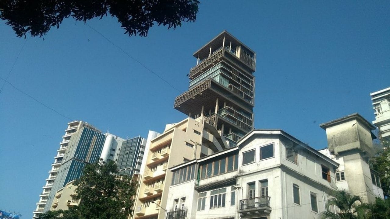 Mukesh Ambani's Antilia High Staff Salaries and Employee Benefits (12)