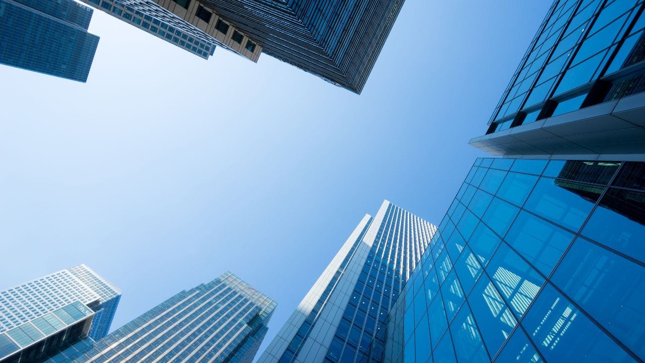 આયોગ અને આવાસ તથા શહેરી બાબતોના મંત્રાલયના સહયોગથી તૈયાર કરાયેલા “એ કોમ્પ્રીહેન્સિવ ફ્રેમવર્ક ફોર પ્રમોટિંગ એફોર્ડેબલ હાઉસિંગ” નામના અહેવાલમાં જણાવાયું છે કે કલમ 80-IBA ફરીથી અમલમાં લાવવાથી વિકાસકર્તાઓને નોંધપાત્ર નાણાકીય રાહત મળશે. સાથે જ પ્રોજેક્ટ્સ સમયસર પૂર્ણ થશે અને ખાનગી ભાગીદારીમાં વધારો થશે.