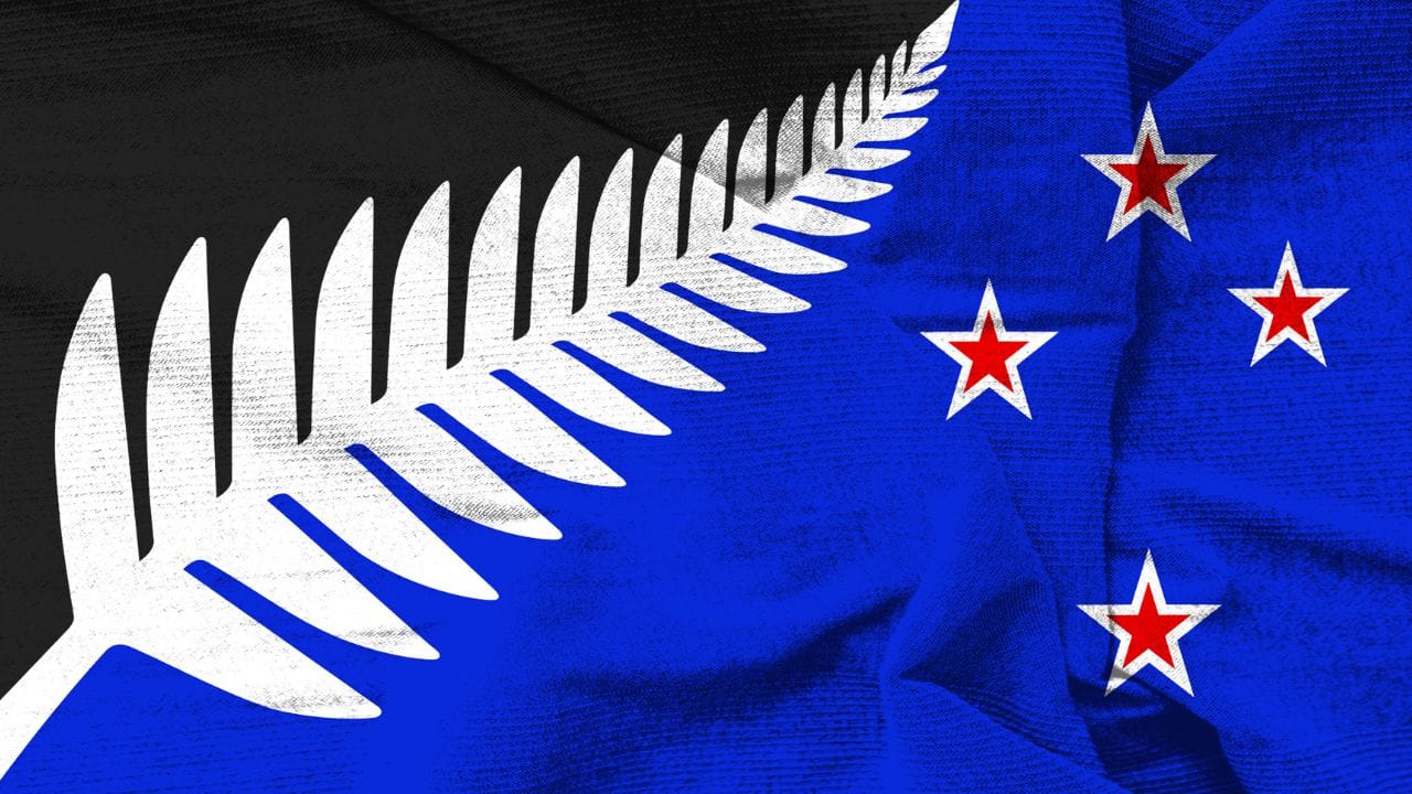 ફક્ત તે જ લોકો કાયમી રહેઠાણ માટે અરજી કરી શકે છે જેમની પાસે ઓછામાં ઓછા બે વર્ષ સુધી રેસિડેન્ટ વિઝા હોય. સામાન્ય રીતે, દરેક વિદેશી કાર્યકર આ આવશ્યકતાને પૂર્ણ કરે છે.  રેસિડેન્ટ વિઝા માટેની બધી આવશ્યકતાઓ PR માટે પણ પૂર્ણ કરવી આવશ્યક છે. એક મુખ્ય આવશ્યકતા એ છે કે અરજદારોએ ન્યુઝીલેન્ડ પ્રત્યે પ્રતિબદ્ધતા દર્શાવવી જોઈએ. આ પાંચ માપદંડો દ્વારા સાબિત કરી શકાય છે: છેલ્લા બે વર્ષમાં ન્યુઝીલેન્ડમાં ઓછામાં ઓછા 184 દિવસ વિતાવ્યા. અરજદારનો ચારિત્ર્ય રેકોર્ડ પણ સારો હોવો જોઈએ.