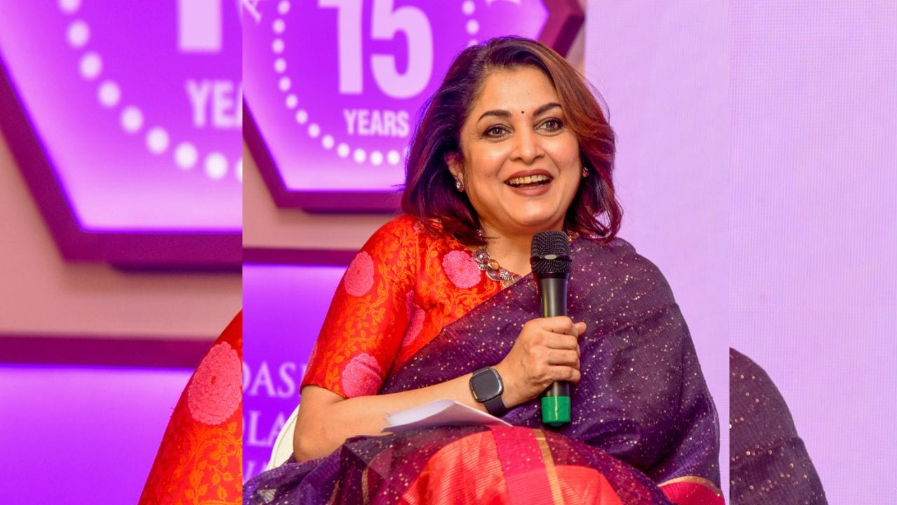 "બાહુબલી" માં શિવગામી તરીકે તેણીને સ્ટારડમ અને ઓળખ મળી. આજે, લોકો તેને રિયલ લાઈફમાં પણ શિવગામી નામથી ઓળખે છે.