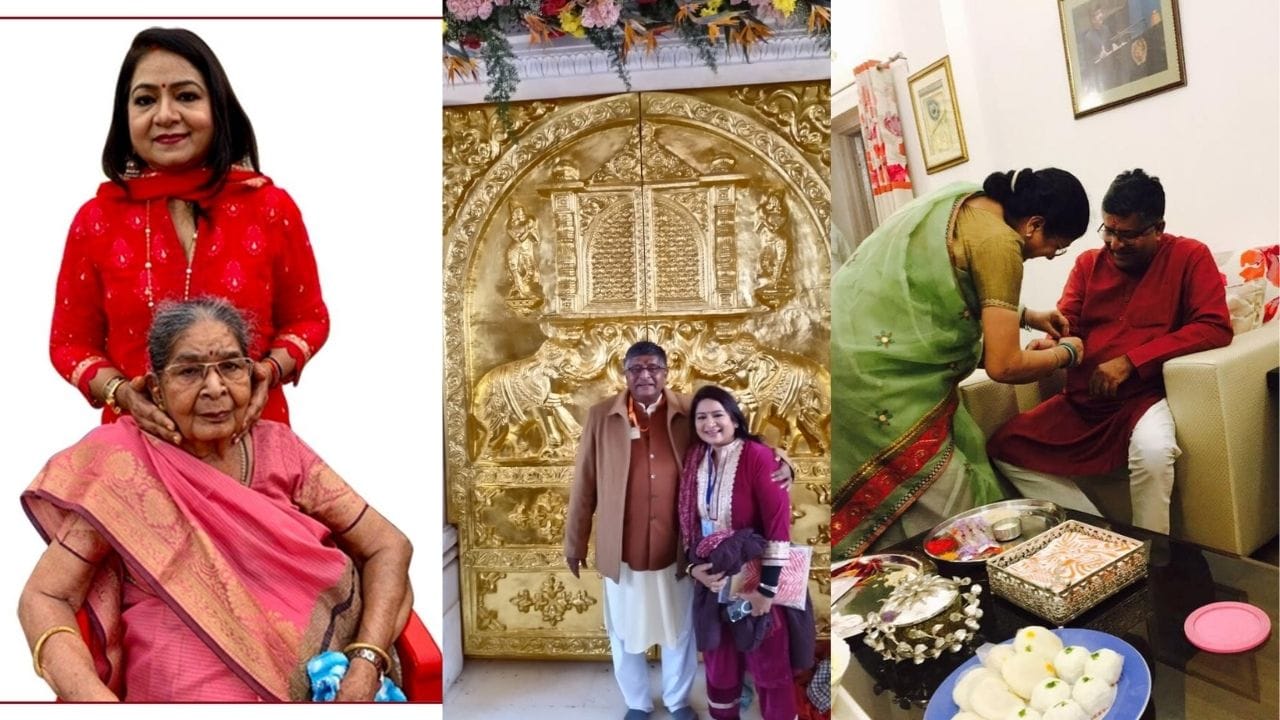 રાજ્યમંત્રી તરીકે તેમણે અટલ બિહારી વાજપેયીના વડા પ્રધાનપદ હેઠળ કોલસા (2001-2003), કાયદો અને ન્યાય (2002-2003), અને માહિતી અને પ્રસારણ (2003-2004) મંત્રાલયોમાં સેવા આપી હતી.