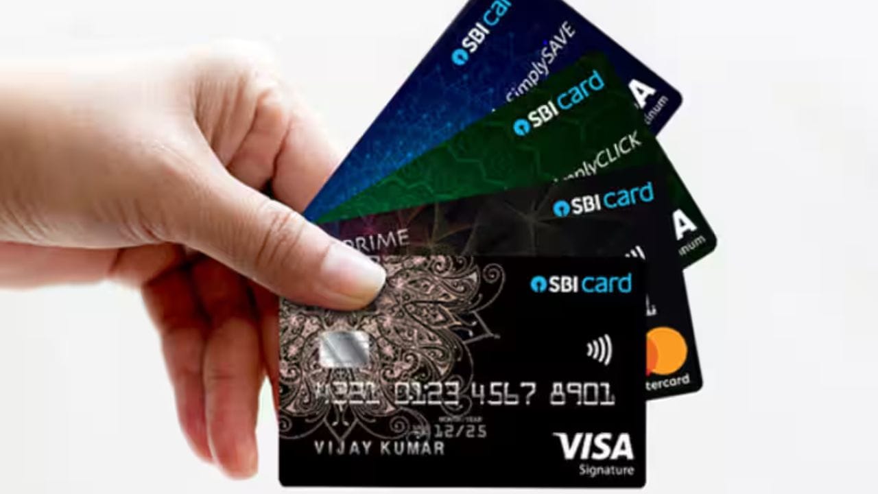 બેઝિક સેવિંગ્સ બેંક ડિપોઝિટ (BSBD) ખાતા ધરાવતા લોકો માટે થોડી રાહત છે. આ શ્રેણીમાં કોઈ નવા ચાર્જ વસૂલવામાં આવ્યા નથી.
