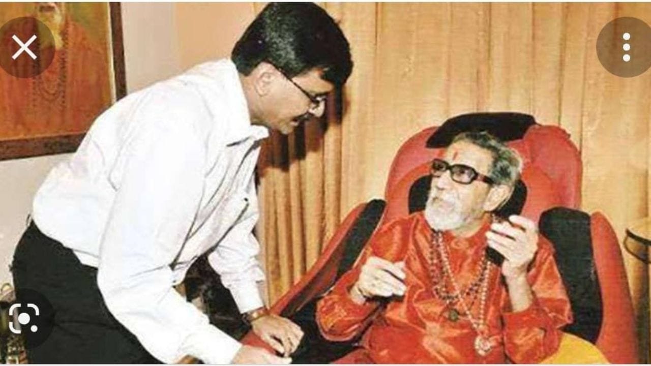 2022માં મહારાષ્ટ્રમાં રાજકીય ઉથલપાથલ વચ્ચે, રાઉતને એન્ફોર્સમેન્ટ ડિરેક્ટોરેટ (ED) દ્વારા પૂછપરછ માટે નોટિસ આપવામાં આવી હતી.