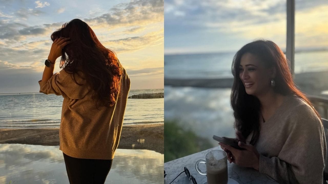 શ્વેતા તિવારીએ શેર કરેલો Winter Look કમ્ફર્ટ તેમજ સ્ટાઇલિશ બંને છે. તેણે બ્રાઉન કલરનું સ્વેટર પહેર્યું છે, જે સાથે બ્લેક લેગિંગ્સ ખૂબ જ કમ્ફર્ટ લાગી રહી છે. આ સિમ્પલ અને એલિગન્ટ કોમ્બિનેશન તેના લુકને વધુ ખાસ બનાવે છે.