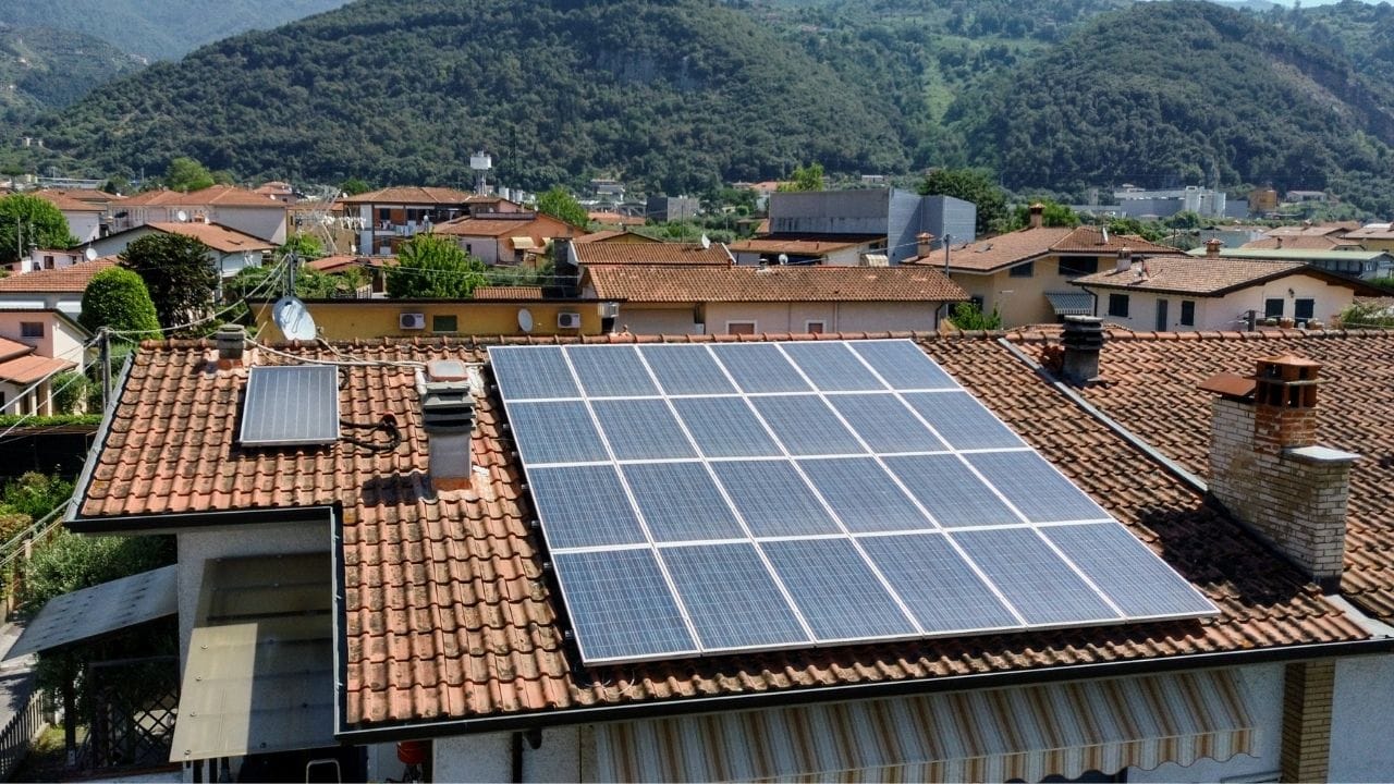 Solar Panels Zero Electricity Bills This Summer know details (2)